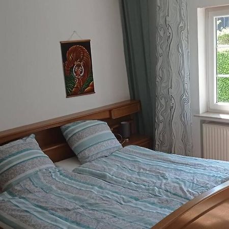 Ruhige Ferienwohnung Im Hunsrueck Hungenroth Esterno foto