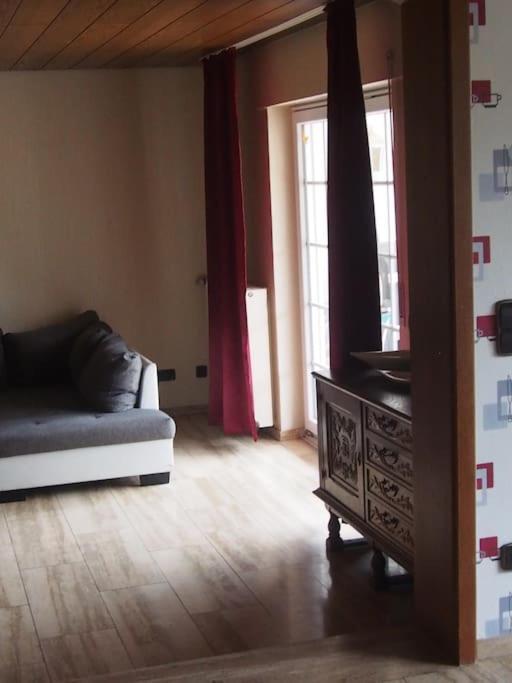 Ruhige Ferienwohnung Im Hunsrueck Hungenroth Esterno foto