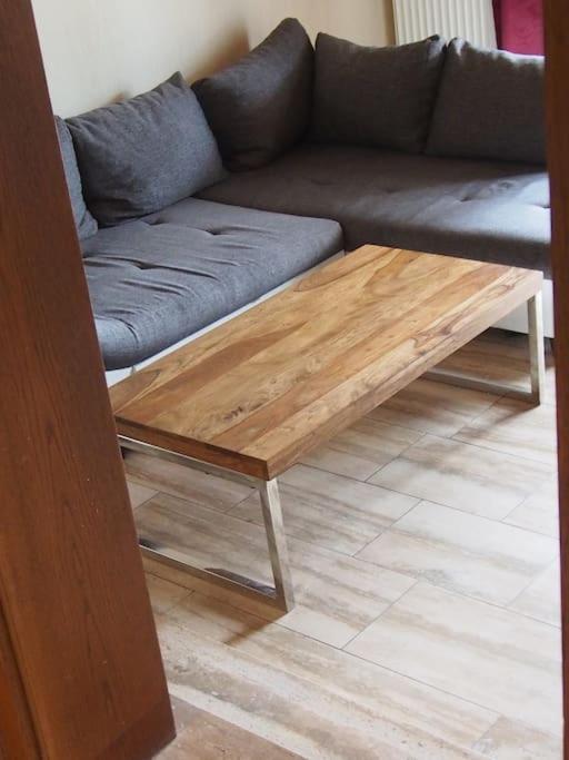 Ruhige Ferienwohnung Im Hunsrueck Hungenroth Esterno foto