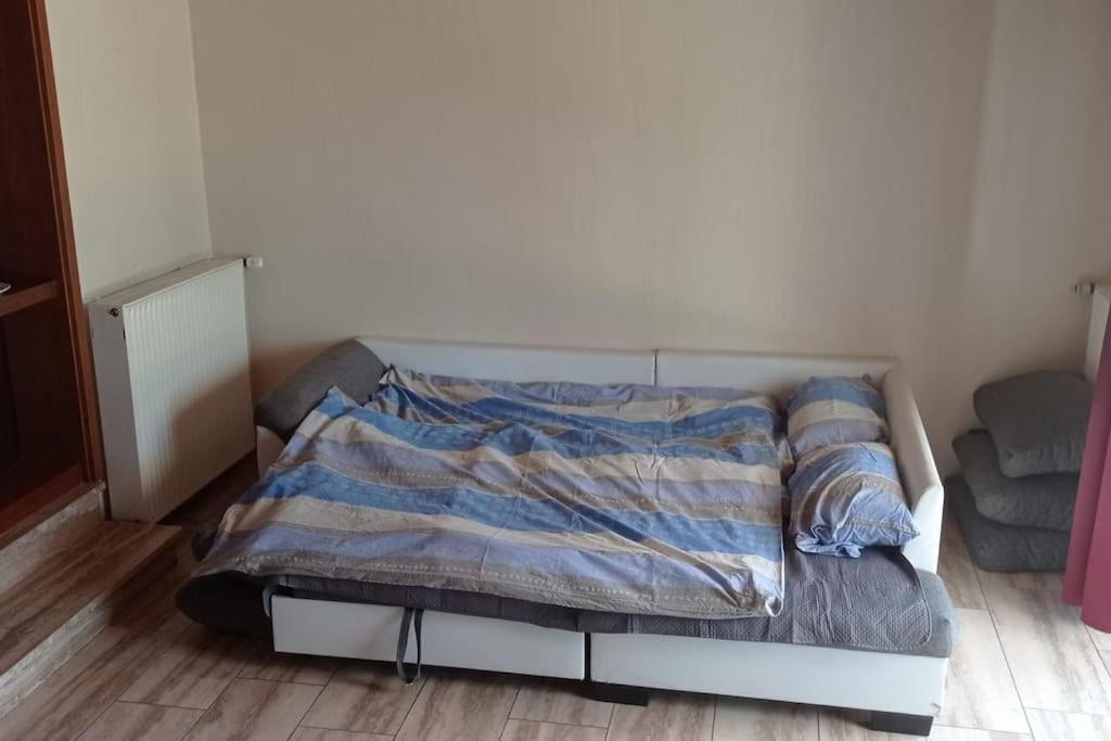 Ruhige Ferienwohnung Im Hunsrueck Hungenroth Esterno foto