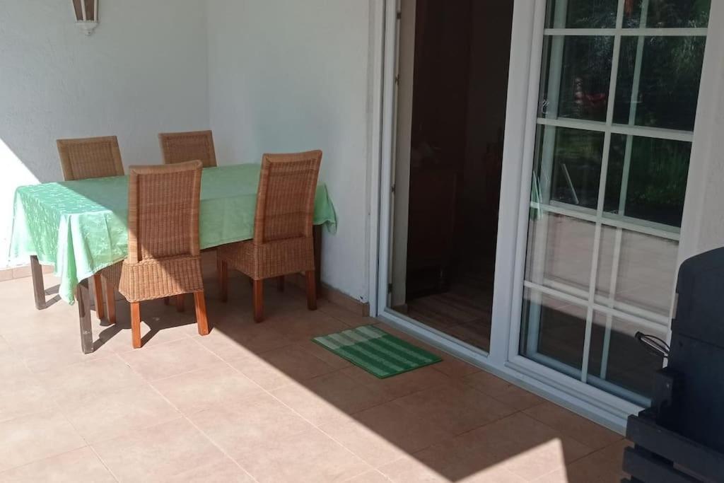 Ruhige Ferienwohnung Im Hunsrueck Hungenroth Esterno foto